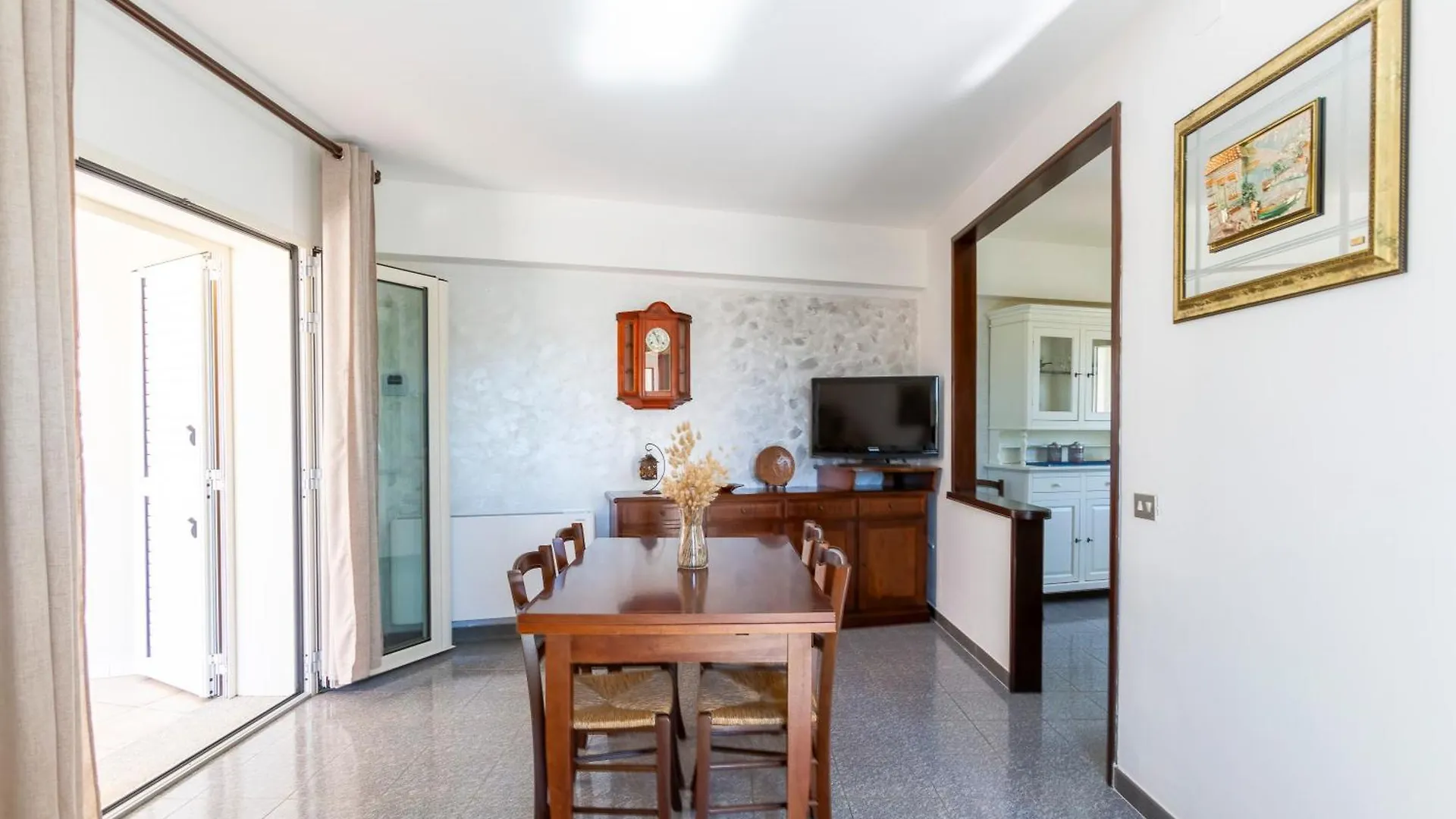 Sunrise Villa With Terrace Porto Pino